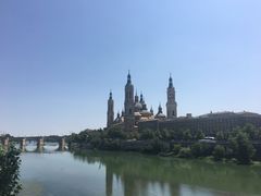 -皮拉尔圣母圣殿主教座堂