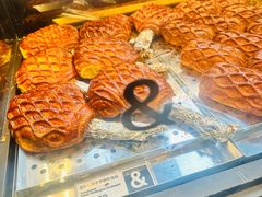 -BUTTERFUL&CREAMOROUS 黄油与面包(三里屯太古里店)