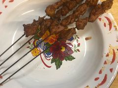 羊肉串-老钟家烤羊排·敦伊阁清真餐厅胡羊焖饼