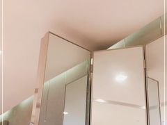 -香港百合居(LCM置汇旭辉广场店)