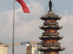 -上海市龙华烈士陵园