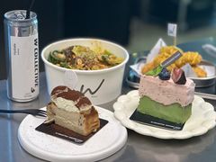 -W COLLECTIVE  DESSERT SHOP