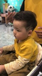 -爆米花儿童美发乐园