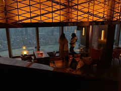 -FLAIR顶层餐厅酒吧(浦东丽思卡尔顿酒店)