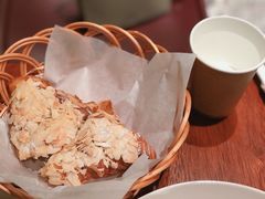 -麦田工坊(月湖店)