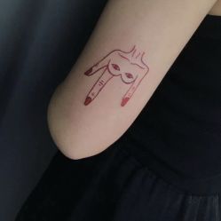 -SNOW TATTOO STUDIO