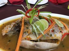 -Neary Khmer Restaurant