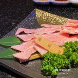 深夜烧肉🥩卡路里额度都给它🥰