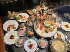 -半岛翡丽海鲜自助餐厅(观风亭店)