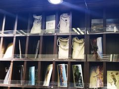 -新华书店(新街口旗舰店)