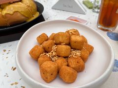 -大树餐厅(环球港店)