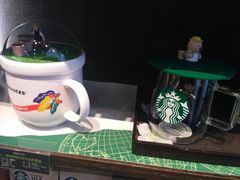 -星巴克(杭州西湖银泰1F店)