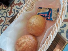 餐前面包-福龙葡国餐(百老汇店)