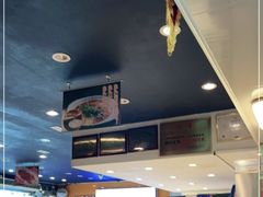 -川流不息·地道川菜·小龙虾(松东路店)