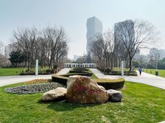-新虹桥中心花园