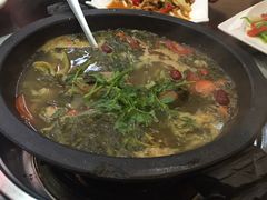-石锅鱼府(二分店)