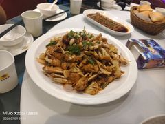 -巴特餐饮6加1音乐餐吧·新疆菜
