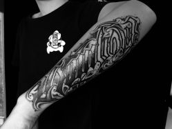 -PinooTattoo皮奴刺青纹身设计总部