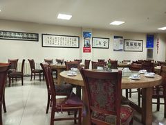 大堂-溢心园香河肉饼总店