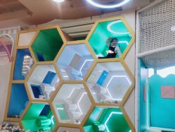 -多多淘儿童体验中心(重庆来福士店)