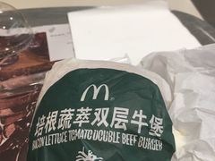 -麦当劳(轻轨曹杨路店)