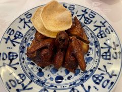 红烧沙田大乳鸽-誉八仙酒楼(静安大悦城店)