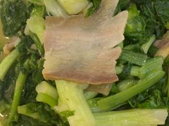 -香山湖渔家大院