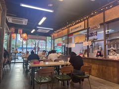 -丽丽三鲜螺蛳粉(田林路店)