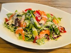 牛油果鲜虾沙拉-UPPER KITCHEN(延安路店)