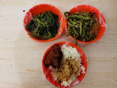 炒豆角-咱家王新国把子肉(县东巷店)