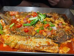 -鸣记脆皮烤鱼·海鲜烤鱼(亿合城店)