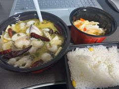 -渔语鱼酸菜鱼新川菜(来福士店)