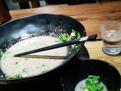 -万记麻辣烫国展总店