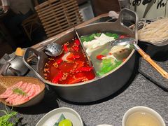 -三出山火锅(南京万象天地店)