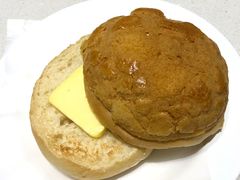 菠萝油-香港新发烧腊茶餐厅(水围店)