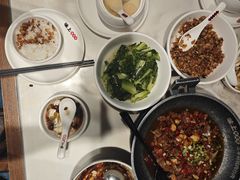 -味上湘菜馆(阿波罗店)