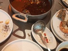 -黑金·寻焰自助百汇·烤肉·火锅(中街店)