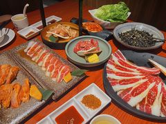 -山之屋炭火烧肉·生啤畅饮(大朗万科中央公园店)