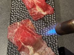 -铭牛烧肉·和牛海鲜自助(高新月牙湖店)