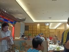 -梅利汴京烤鸭•开封豫菜地标店(东大街店)