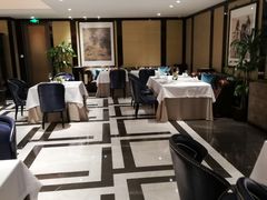 大堂-Yan Ting 宴庭中餐厅(上海静安瑞吉酒店)