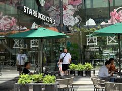 -星巴克(上海长宁来福士1F店)