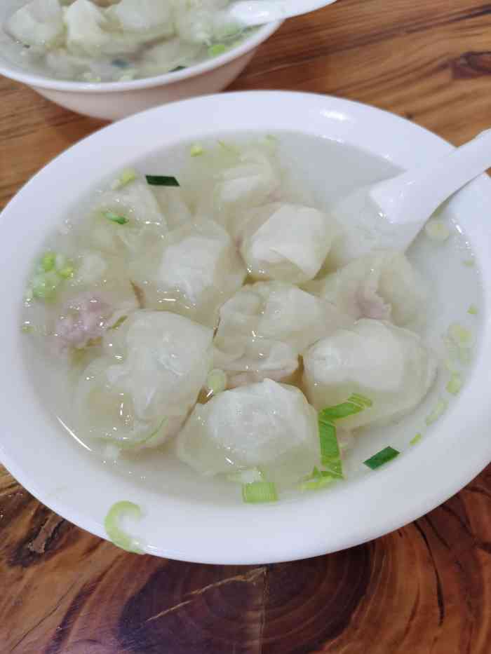 红霞泡泡馄饨-"快清明节了,红霞推出了许多时令新品,今天.