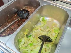 -裕新楼粉面馆·石磨手工粉(四方坪店)