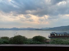 -湖畔居茶楼(湖滨店)