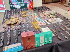 -肆兮眼镜·蔡司·徕卡战略合作店(大坪店)