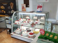 面包甜点陈列柜-味多美蛋糕(八大处店)