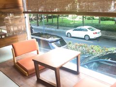 -Line来恩咖啡(石厦花园店)