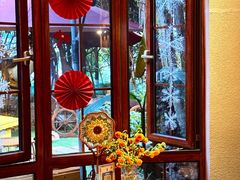 -月亮眼花园餐厅书吧酒吧