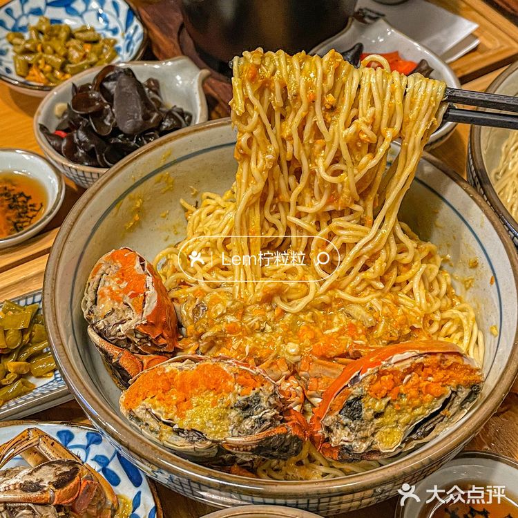 广州‼️来体育西就干这件事‼️狂炫蟹黄拌面